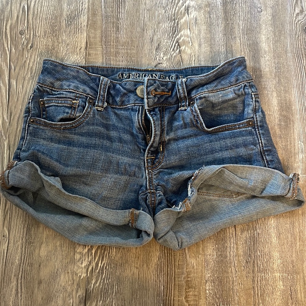 American Eagle Super Stretch Jean Shortie - Picture 1 of 5